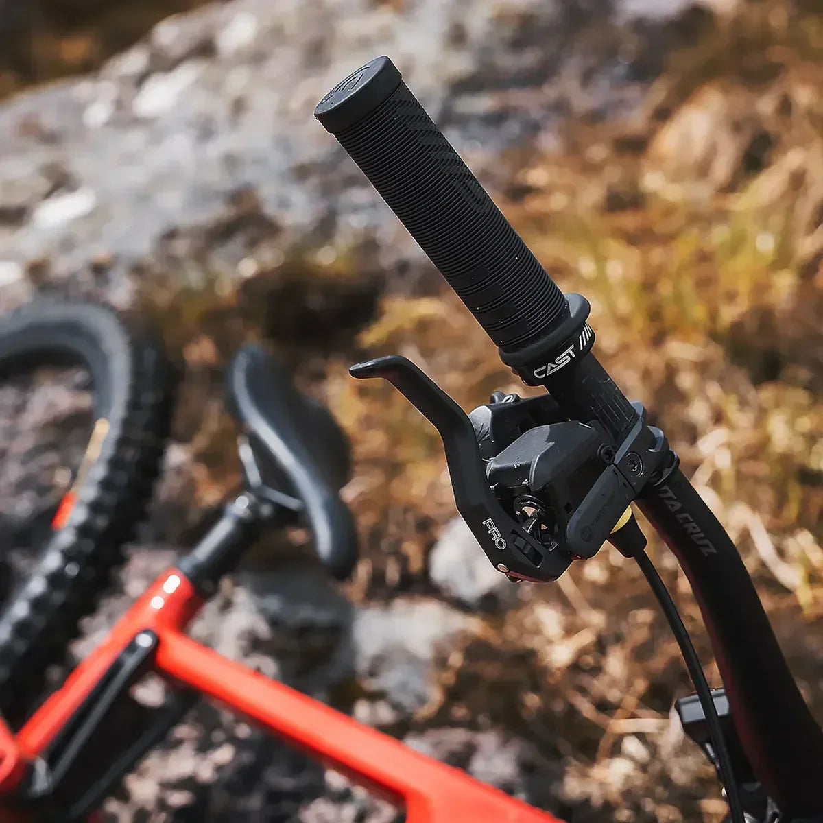 סט ברקס כולל דיסקים ומתאמים Magura GUSTAV Pro First Edition - Bikes Online