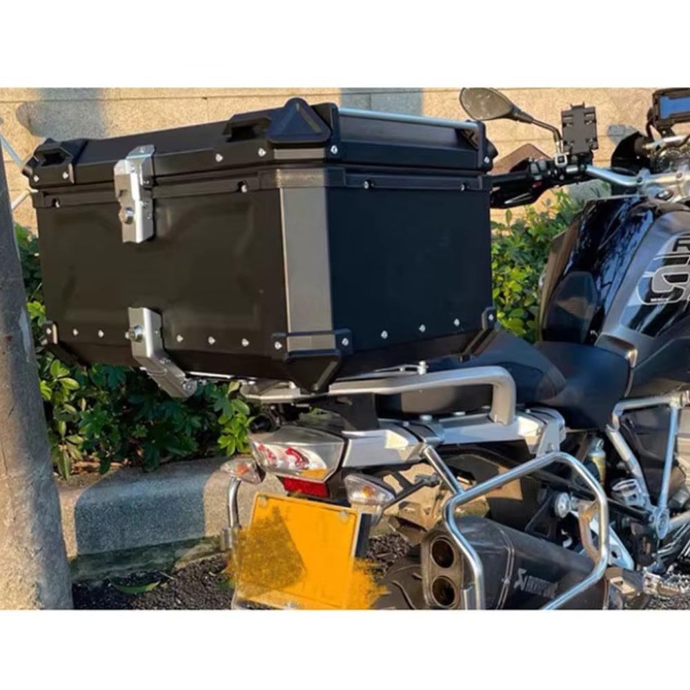 ארגז נשלף אחורי לאופנועים 65 ליטר