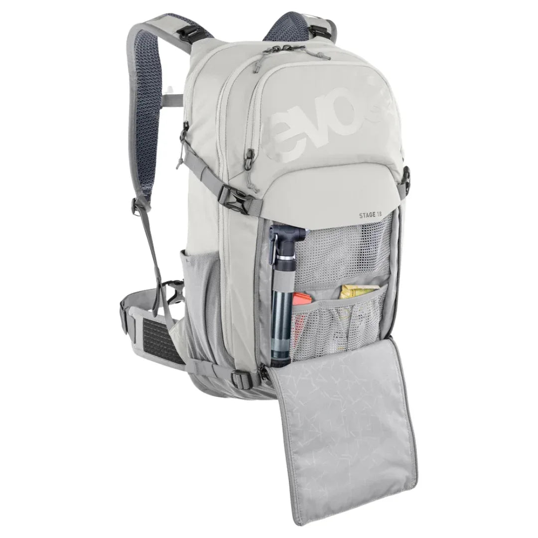 תיק רכיבה וטיולים 18 ליטר אבוק Evoc Stage 18 שמנת - Bikes Online