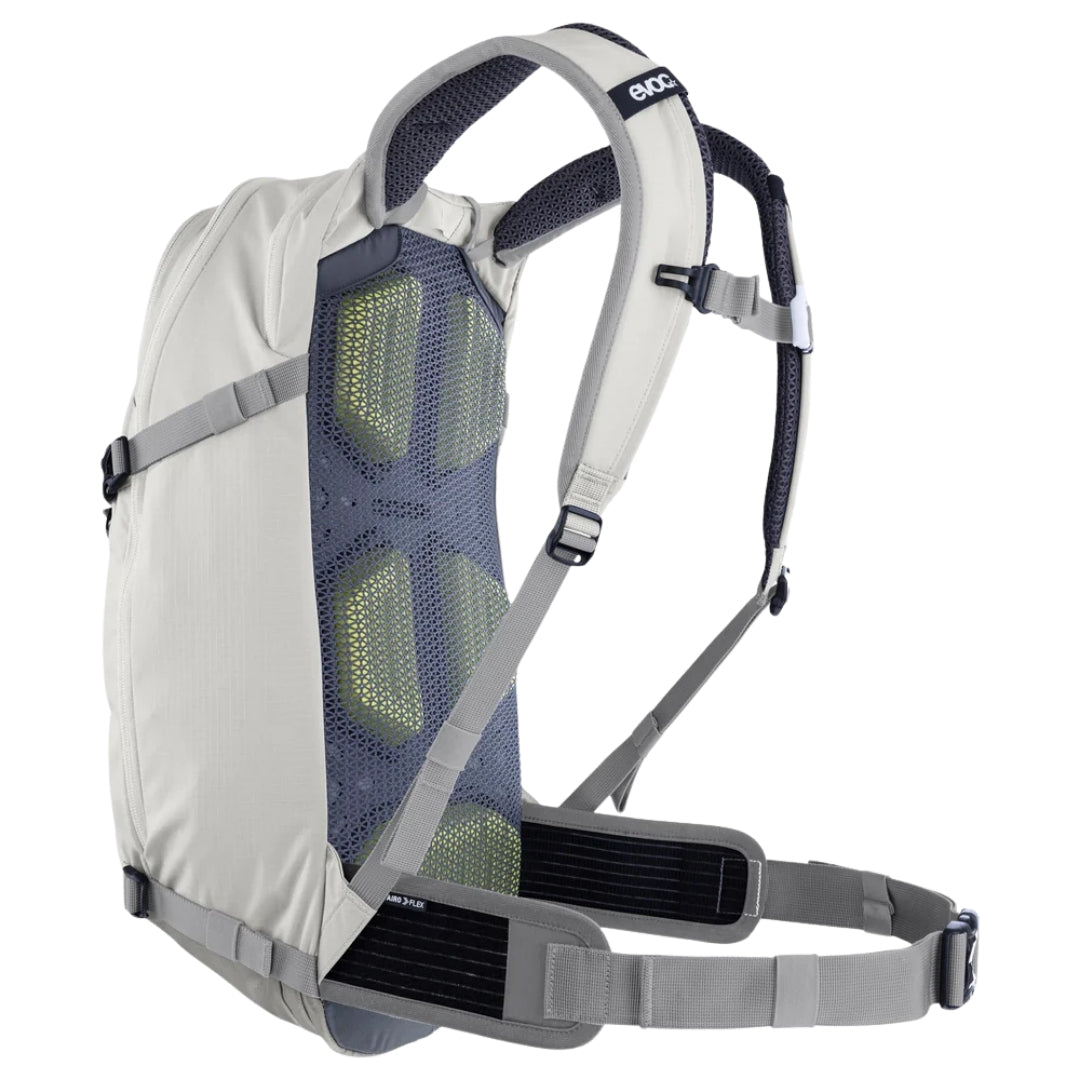 תיק רכיבה וטיולים 18 ליטר אבוק Evoc Stage 18 שמנת