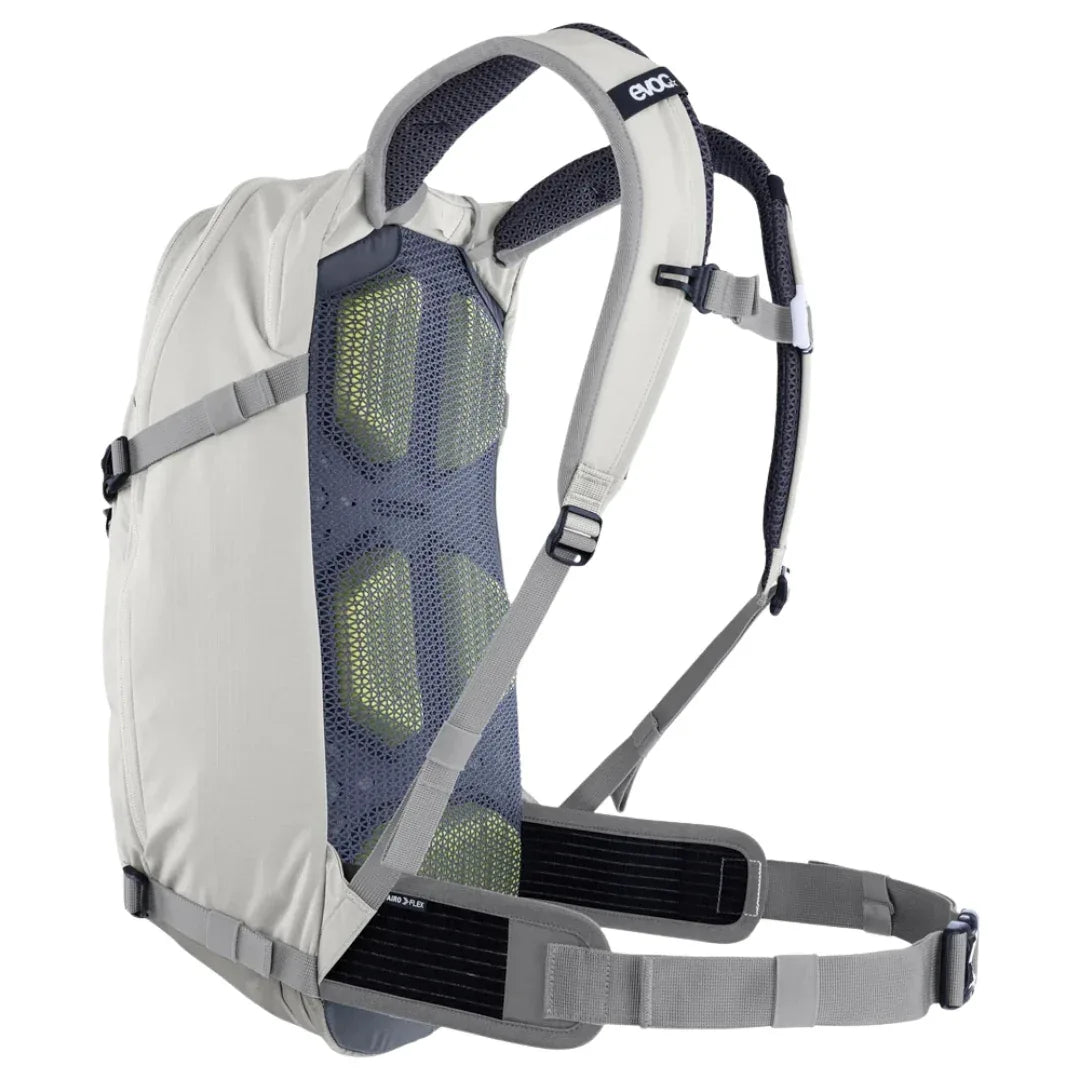 תיק רכיבה וטיולים 18 ליטר אבוק Evoc Stage 18 שמנת - Bikes Online