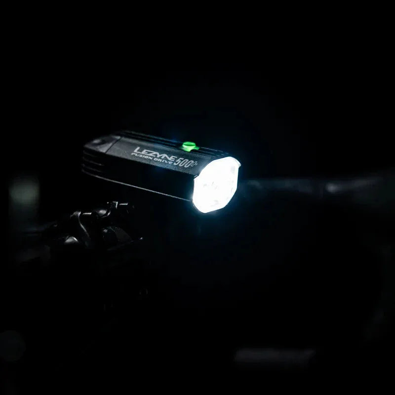פנס קדמי לאופניים נטען Lezyne Fusion Drive 500 PLUS - Bikes Online