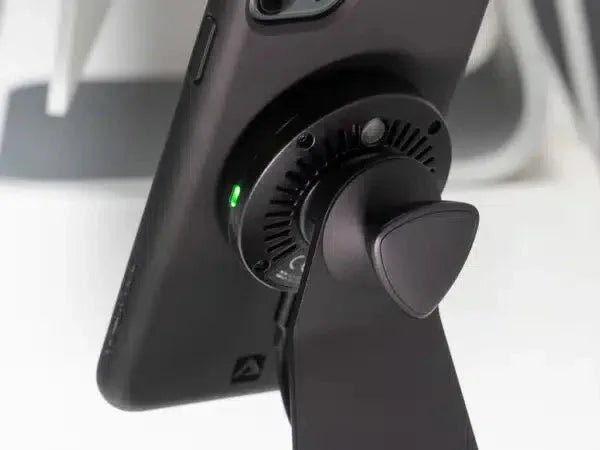 מטען אלחוטי לטלפון למתאמי שולחן או רכב Quad Lock Wireless Charging Head - Bikes Online