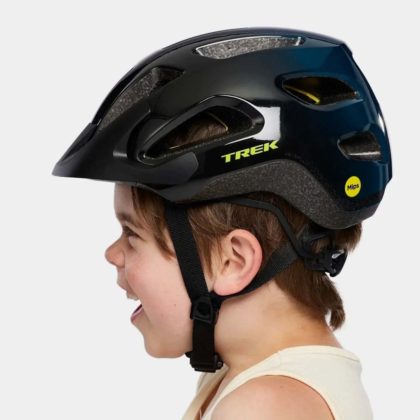 קסדה לאופניים לנוער טרק Trek Solstice MIPS Youth כחול שחור - Bikes Online