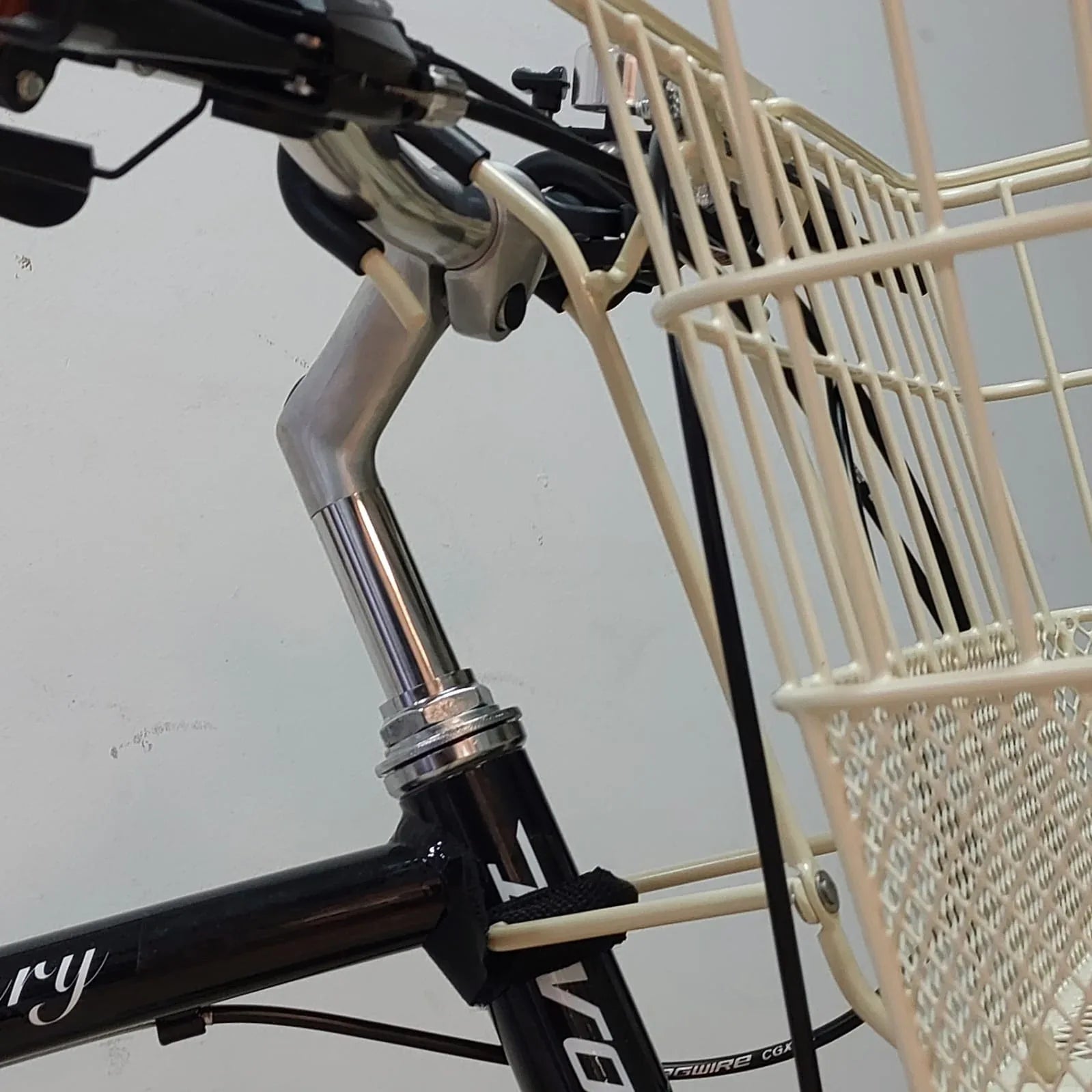 סלסלה לאופניים Loco עם חיבור מהיר - Bikes Online