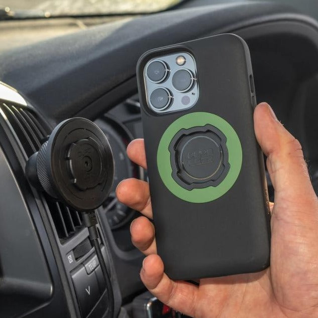 התקן מעמד לטלפון לרכב חיבור לתריסי מזגן Quad Lock Car Vent Mount - Bikes Online