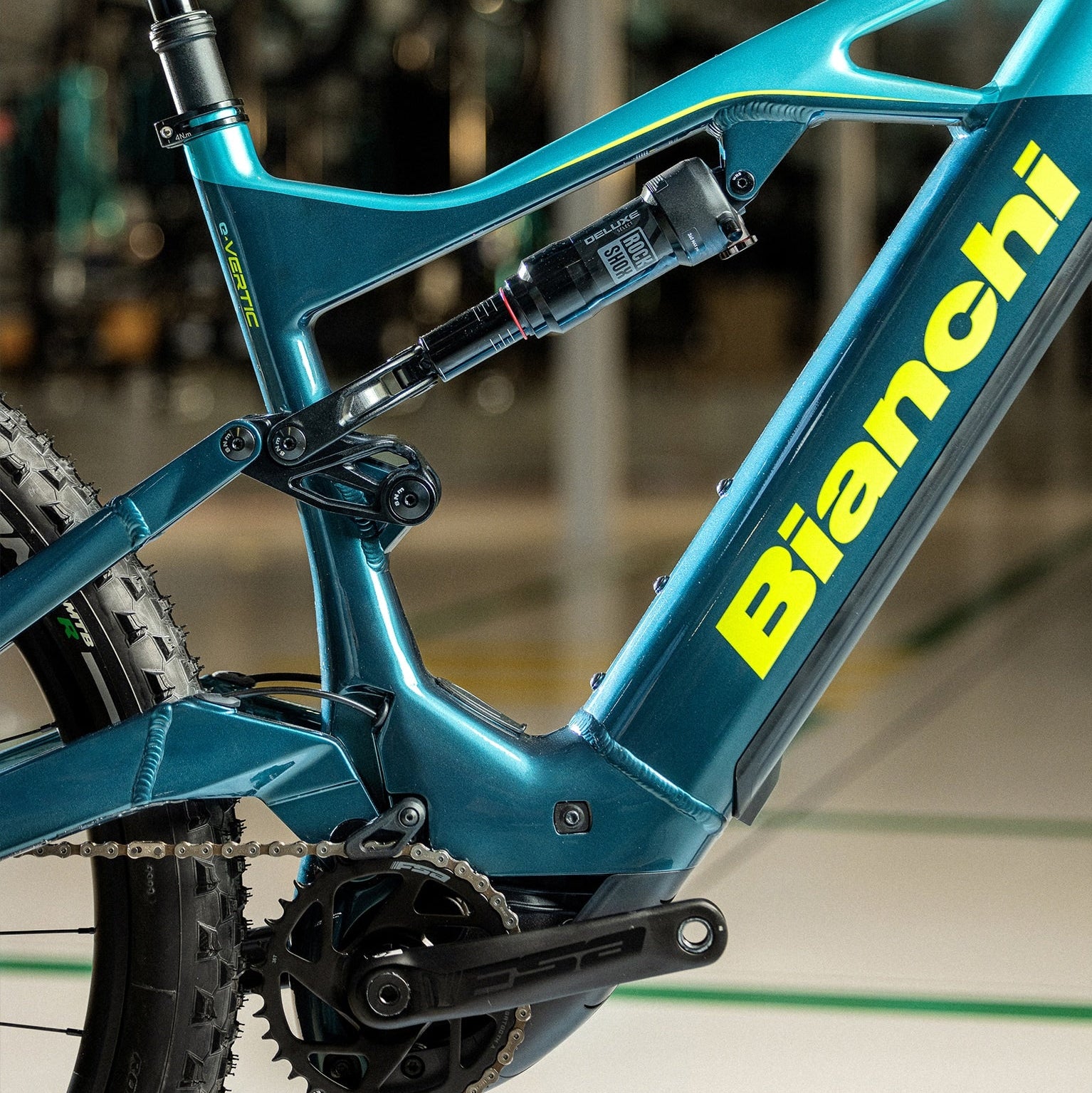 אופניים חשמליים Bianchi E-Vertic FX-Type 9.2