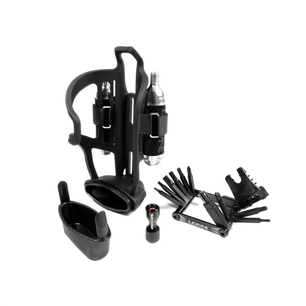 אוחז בקבוק מהצד כולל ערכת תיקון מלאה Lezyne Tubeless Flow Storage Cage SL - Bikes Online