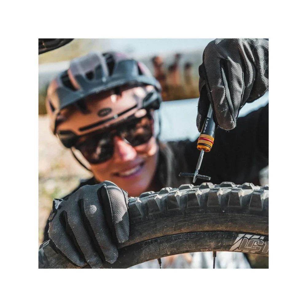 ערכת תיקון פנצ'ר טיובלס מוסלקת בכידון Lezyne Tubless Insert Kit - Bikes Online