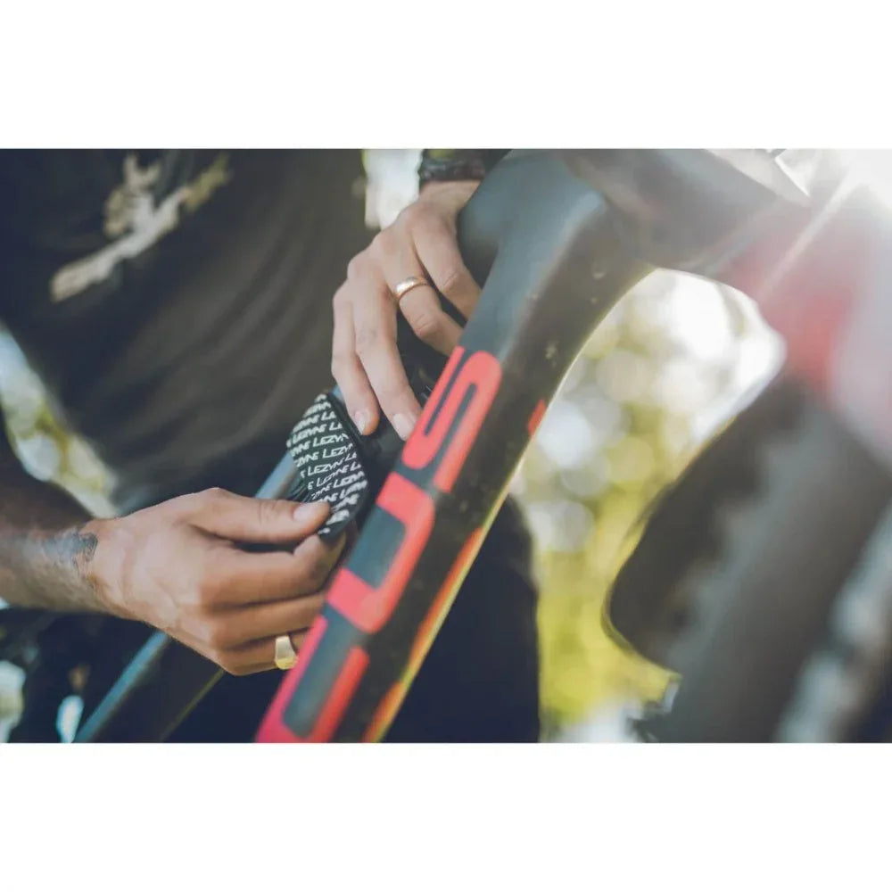 רצועת ארגון לשלדה Lezyne Sendit Caddy - Bikes Online