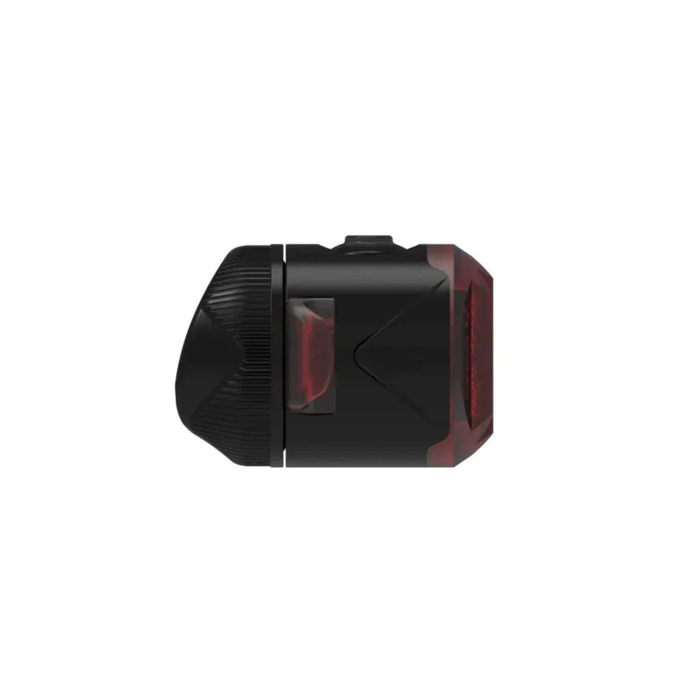 פנס אחורי לאופניים נצנץ Lezyne Femto USB Drive Rear - Bikes Online
