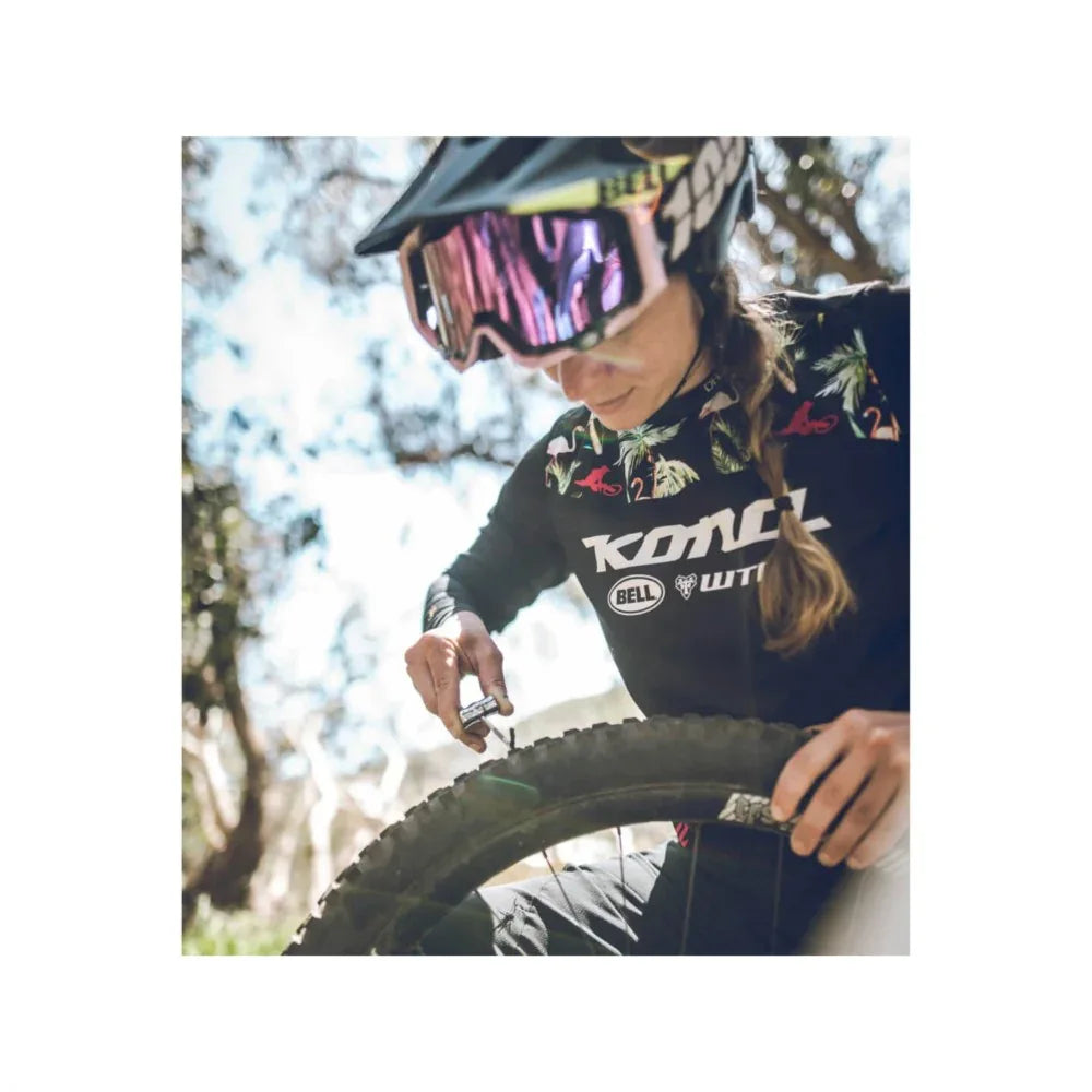 ערכת תיקון פנצ'ר טיובלס Lezyne Classic Tubeless Kit - Bikes Online