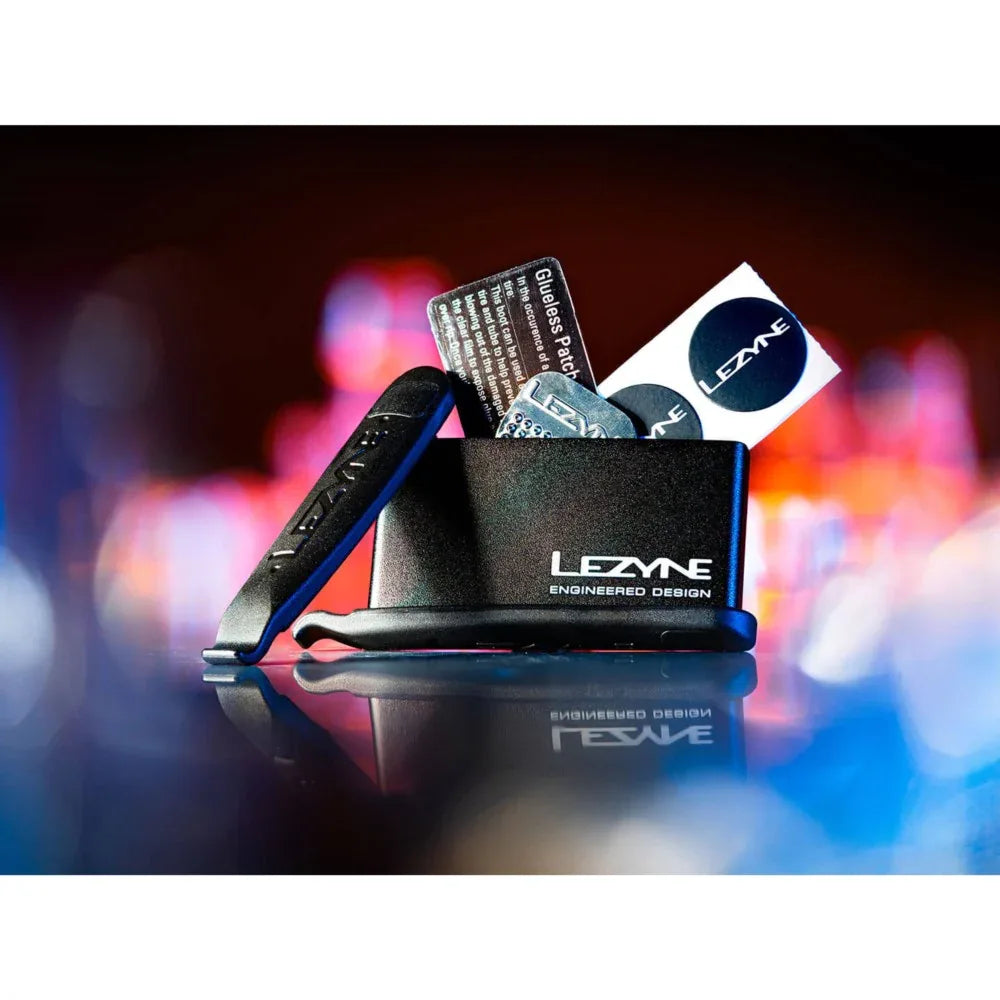 קיט לתיקון פנצ'ר כולל כפות חליצה Lezyne Lever kit - Bikes Online