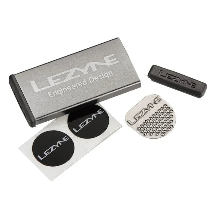 ערכה לתיקון פנצ'ר Lezyne Metal Kit - Bikes Online