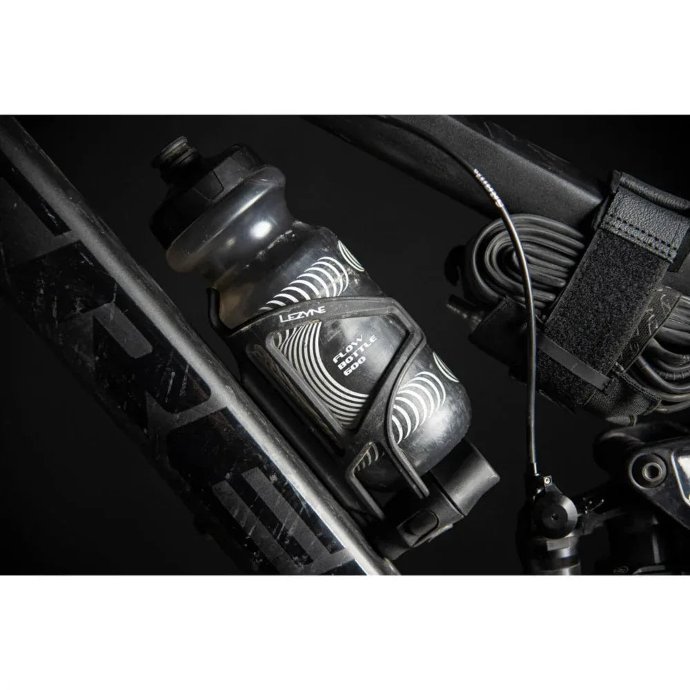 בקבוק מים שקוף לאופניים Lezyne Flow 600ml - Bikes Online