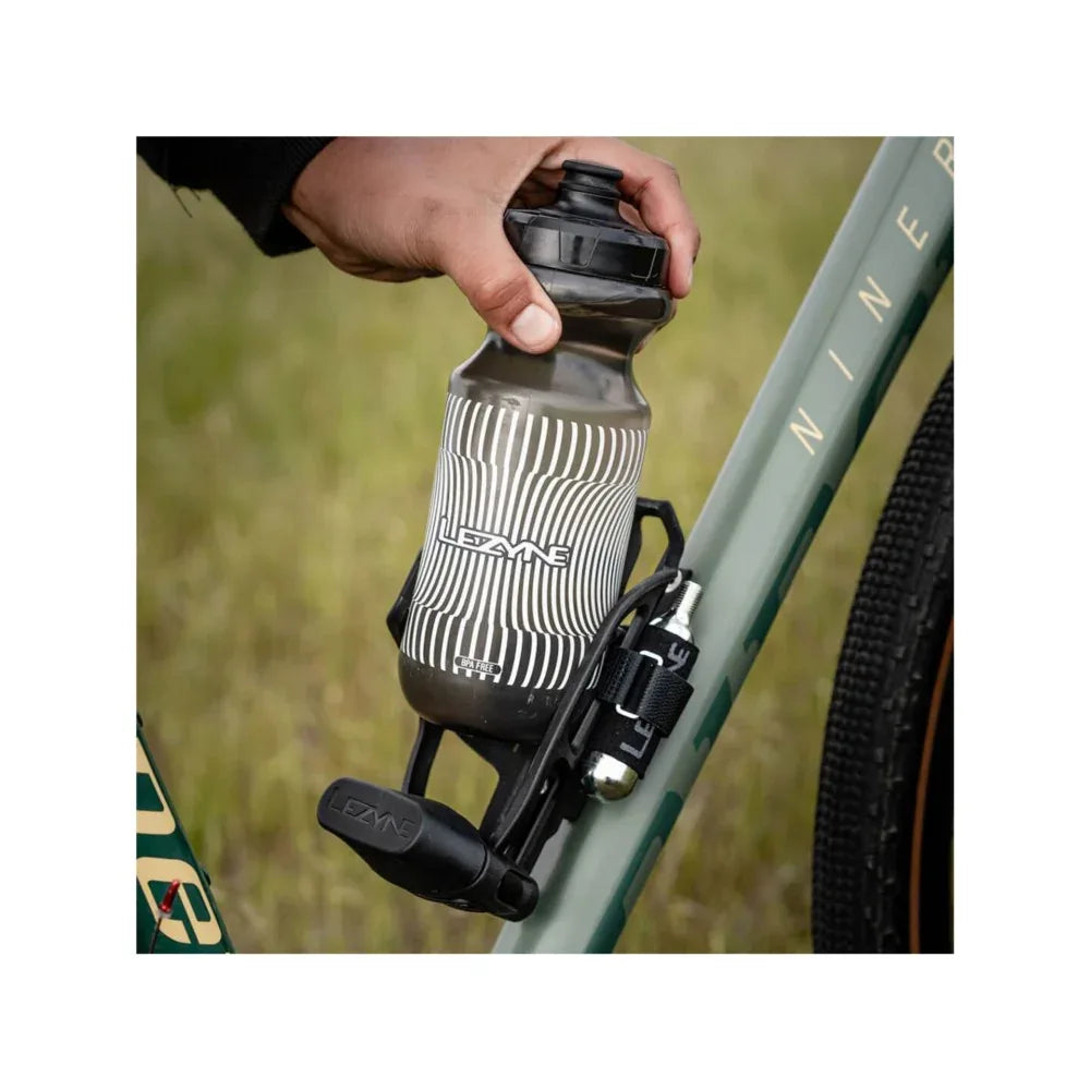 בקבוק מים שקוף לאופניים Lezyne Flow 600ml - Bikes Online