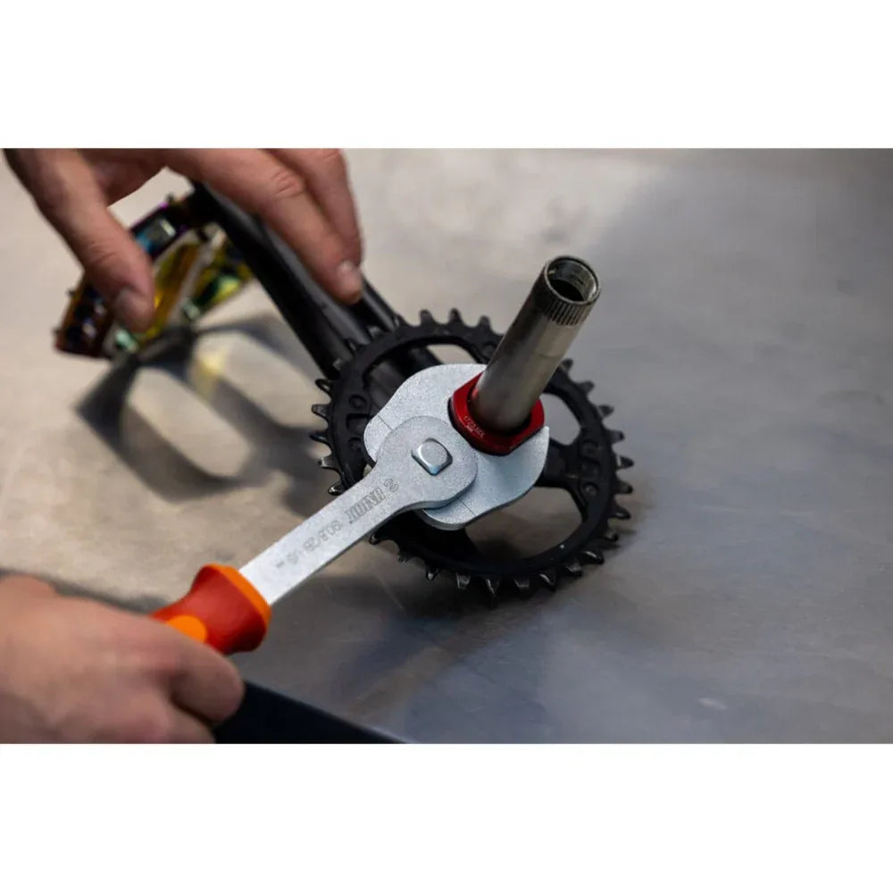 מפתח בוקסה UNIOR לגלגל שיניים Shimano Direct Mount דגם 1723 - Bikes Online