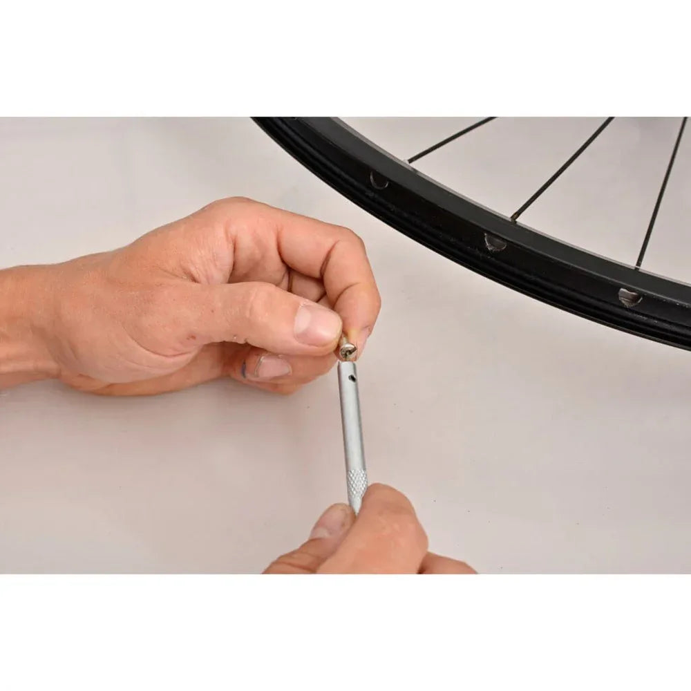מפתח להרכבת ניפלים עם קפיץ Unior דגם 1751/2T - Bikes Online