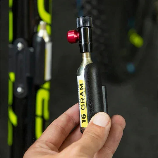 מערכת שליפה מהירה לCO2 + מברג תולעים של Ryder - Bikes Online