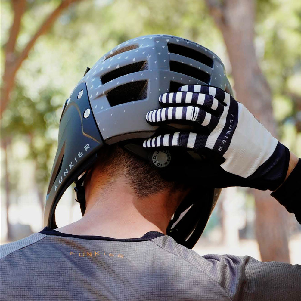 קסדת פול פייס פנקייר Funkier Canopus