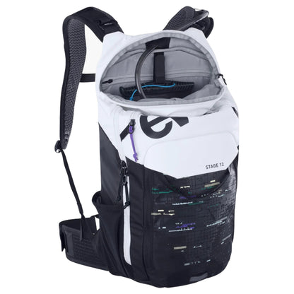 תיק רכיבה וטיולים 12 ליטר אבוק Evoc Stage 12 שחור-לבן