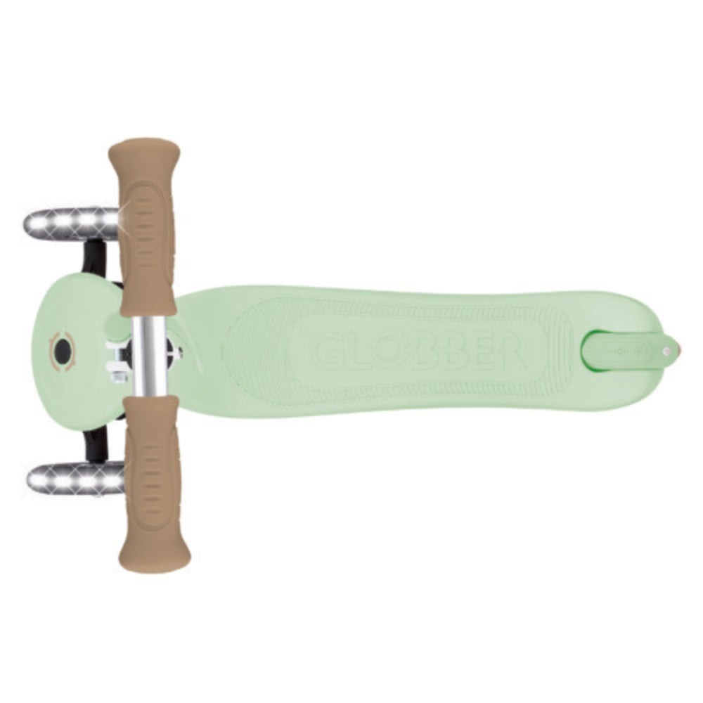 קורקינט לילדים סיגנצ'ר לייטס עם אורות גלובר Globber Signature Lights