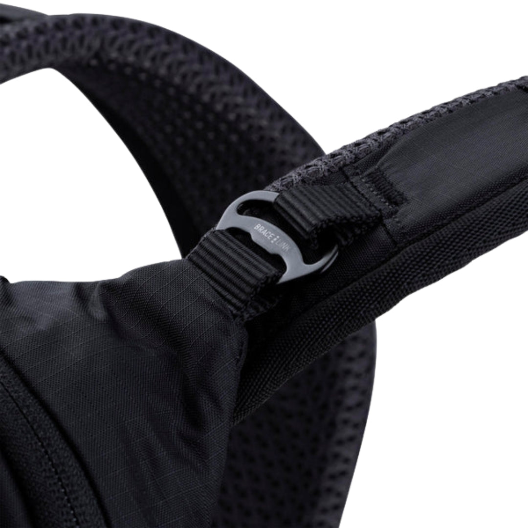 תיק רכיבה וטיולים 12 ליטר אבוק Evoc Stage 12 שחור