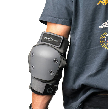 סט מגנים מקצועיים לנוער לספורט אתגרי Pro-Tec Street Gear Jr 3 Pack