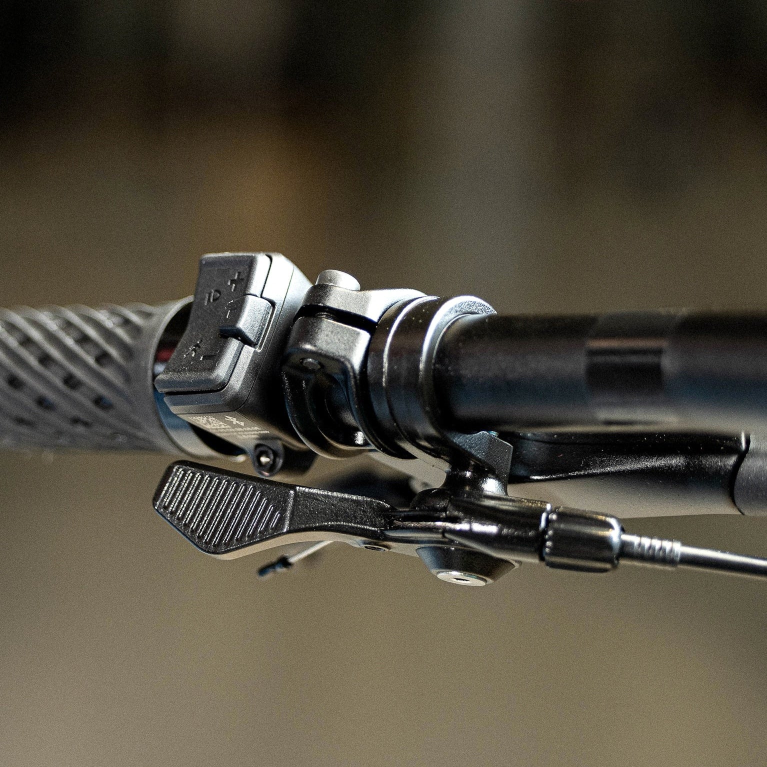 אופניים חשמליים Bianchi E-Vertic FX-Type 9.2