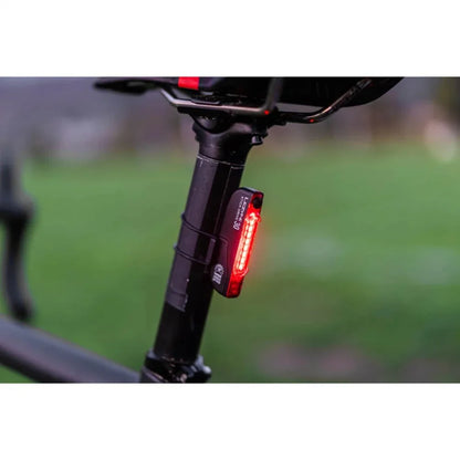 פנס אחורי לאופניים נצנץ Lezyne Stick Drive 30L - Bikes Online