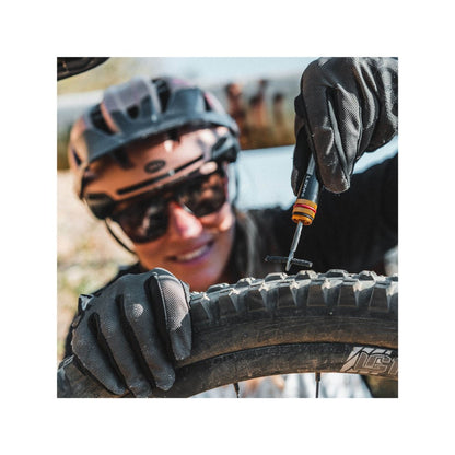 ערכת תיקון פנצ'ר טיובלס מוסלקת בכידון Lezyne Tubless Insert Kit