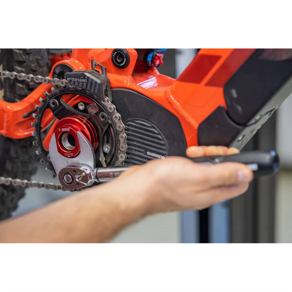 מפתח בוקסה Unior לגלגל שיניים למנוע חשמלי Shimano Steps דגם 1724