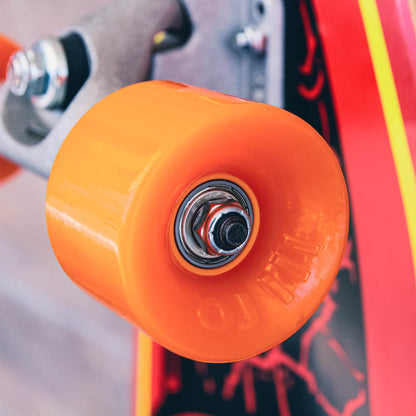 סקייטבורד קארבר מקצועי 31.52" Santa Cruz Carver Flame Dot Shark 31.52"